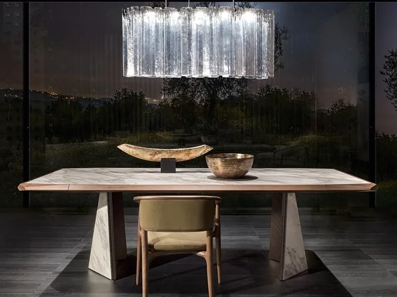 Giorgetti Swords glass table lamp, photographed for the catalogue